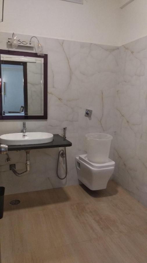 Grand Milestone Hotel Майсуру Екстер'єр фото